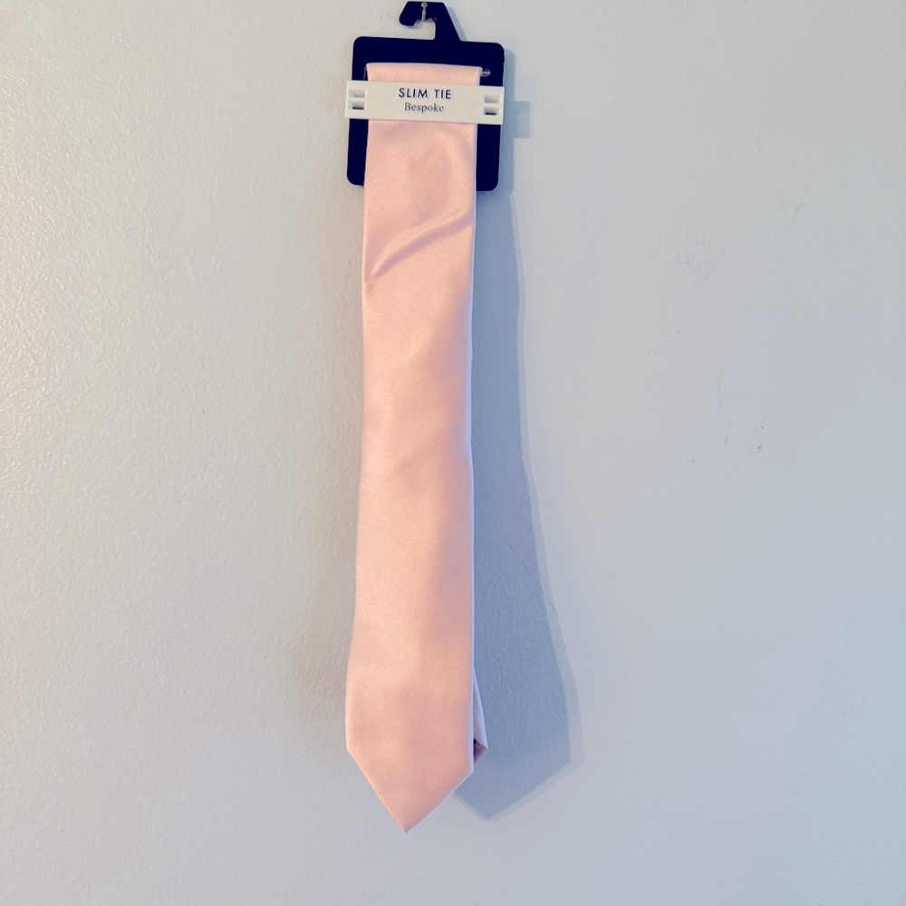 Bespoke Slim Tie Men's Solid Plain Necktie Skinny Light Pink Silky NWT 2-2.5 in